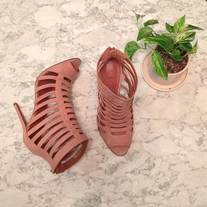 Size 9 SCHUTZ gladiator heels